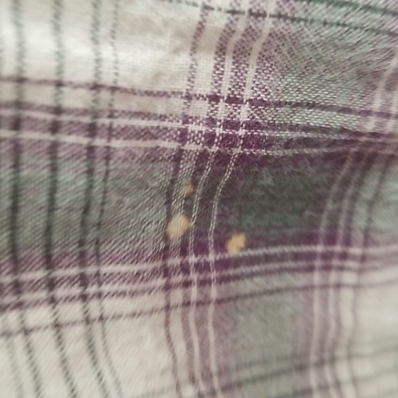 Carhartt Light Weight Button Up Plaid Shirt Size Small - Picture 6 of 9